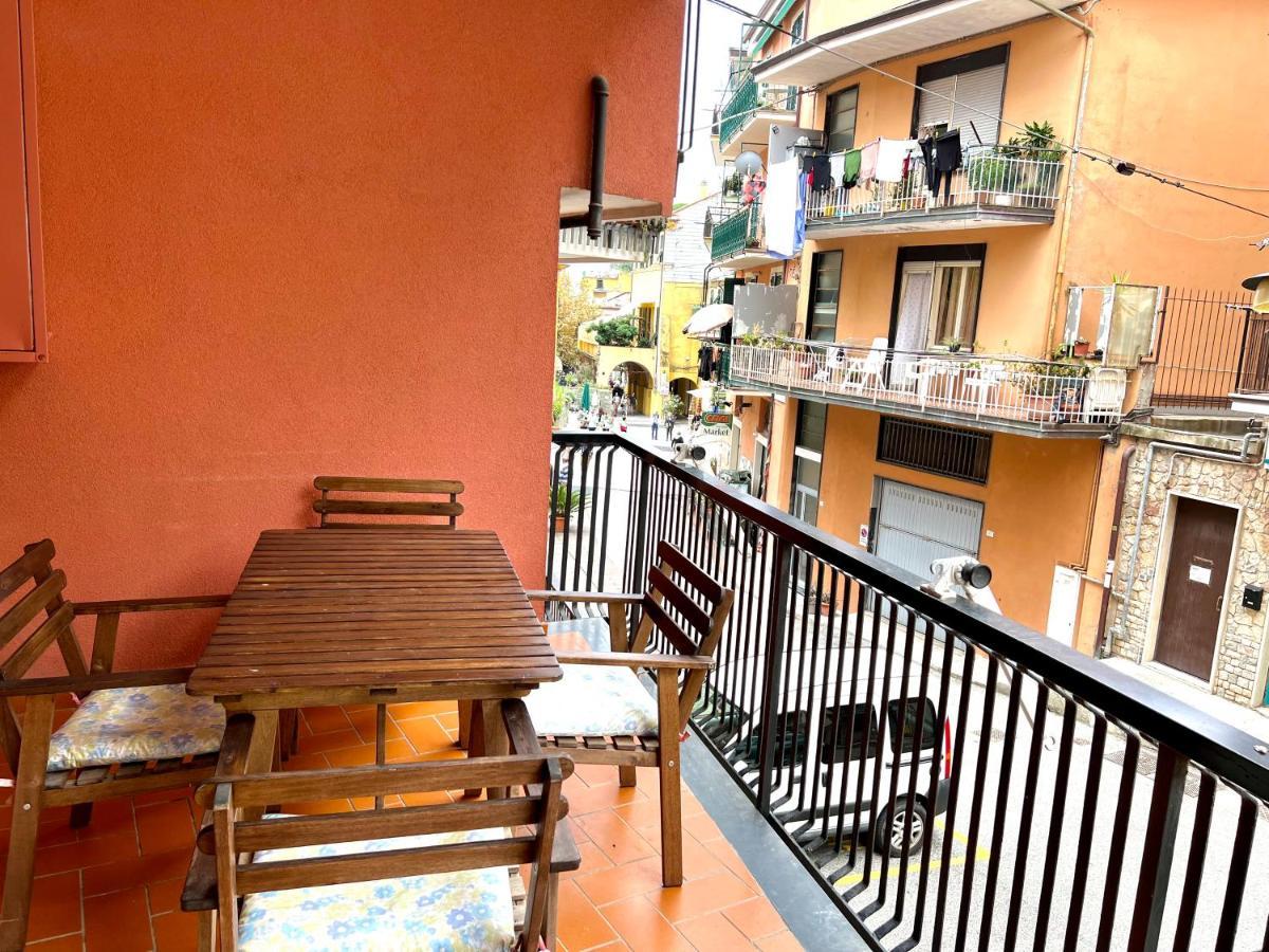 Monterosso Apartment Old City Монтероссо-аль-Маре Экстерьер фото
